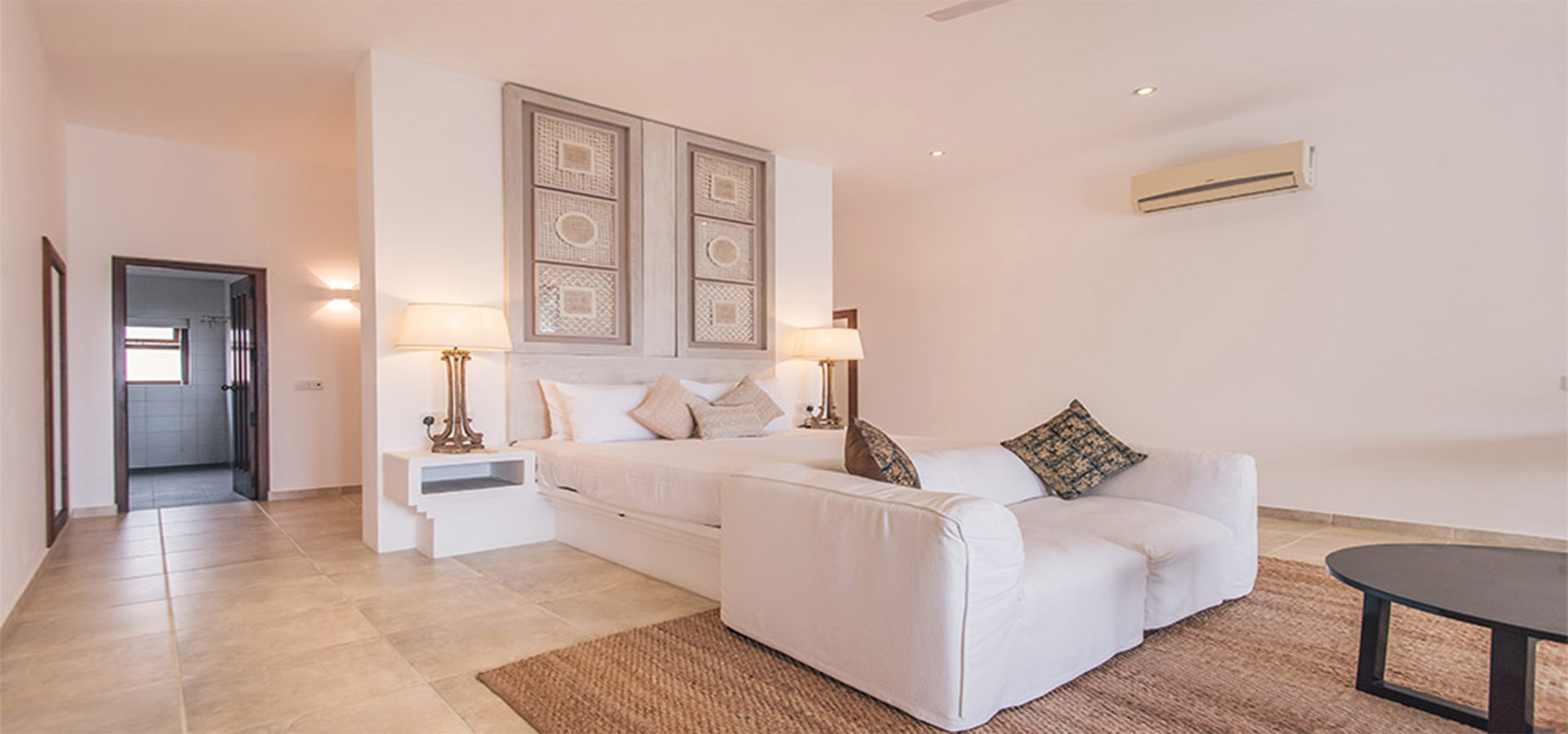 Serendipity_Hotels_luxury double room at villa thuya